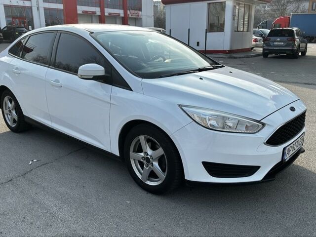 Белый Форд Фокус, объемом двигателя 1.6 л и пробегом 97 тыс. км за 9500 $, фото 1 на Automoto.ua