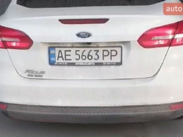 Білий Форд Фокус, об'ємом двигуна 2 л та пробігом 102 тис. км за 9000 $, фото 1 на Automoto.ua