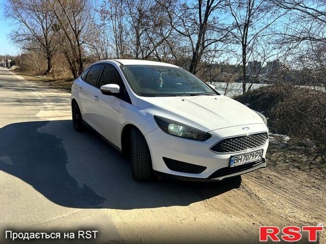 Белый Форд Фокус, объемом двигателя 2 л и пробегом 114 тыс. км за 9200 $, фото 1 на Automoto.ua