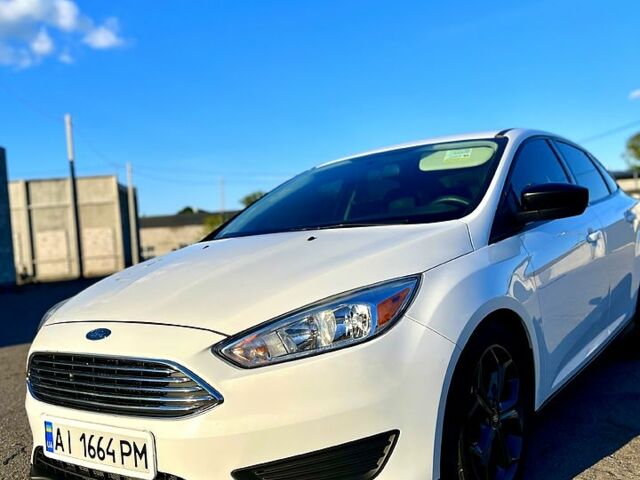 Белый Форд Фокус, объемом двигателя 2 л и пробегом 88 тыс. км за 8500 $, фото 1 на Automoto.ua