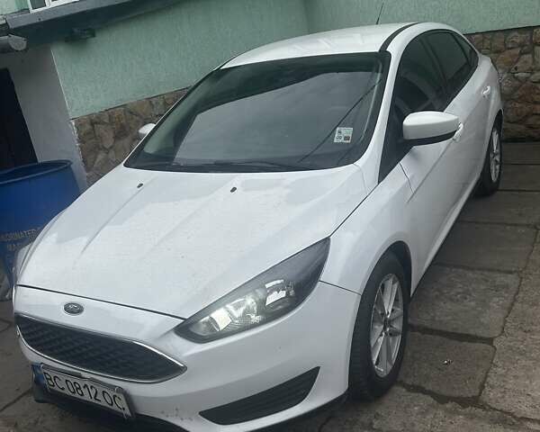 Белый Форд Фокус, объемом двигателя 2 л и пробегом 131 тыс. км за 8500 $, фото 1 на Automoto.ua