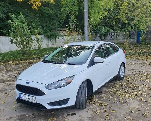 Белый Форд Фокус, объемом двигателя 1 л и пробегом 240 тыс. км за 8300 $, фото 1 на Automoto.ua
