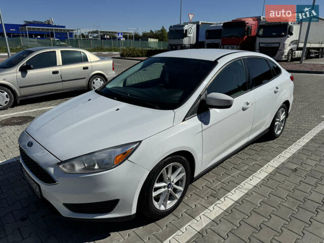 Белый Форд Фокус, объемом двигателя 2 л и пробегом 150 тыс. км за 8500 $, фото 1 на Automoto.ua