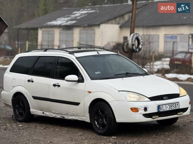 Белый Форд Фокус, объемом двигателя 1.8 л и пробегом 316 тыс. км за 1200 $, фото 1 на Automoto.ua