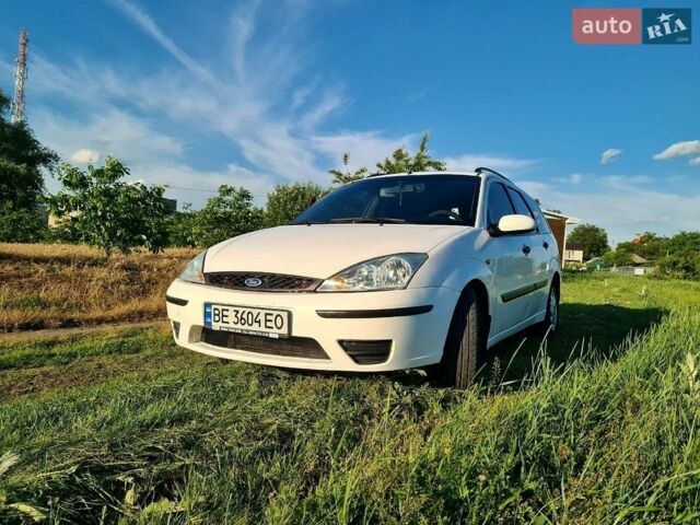 Білий Форд Фокус, об'ємом двигуна 1.8 л та пробігом 329 тис. км за 3300 $, фото 1 на Automoto.ua