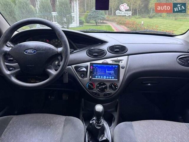 Білий Форд Фокус, об'ємом двигуна 1.75 л та пробігом 400 тис. км за 3000 $, фото 1 на Automoto.ua