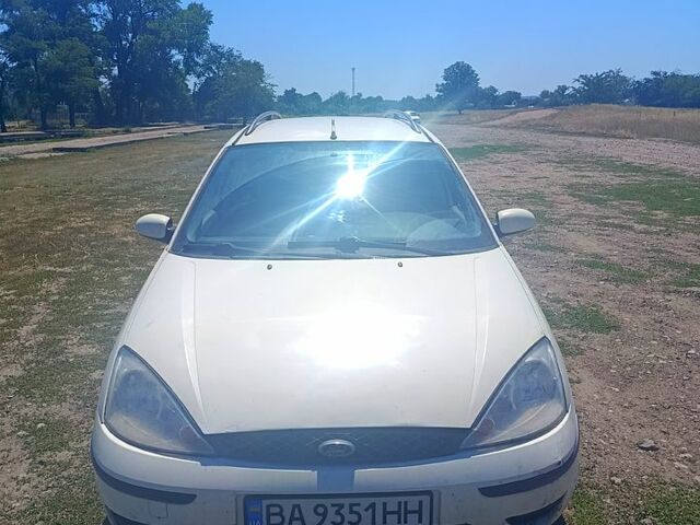 Білий Форд Фокус, об'ємом двигуна 1.8 л та пробігом 310 тис. км за 2500 $, фото 1 на Automoto.ua