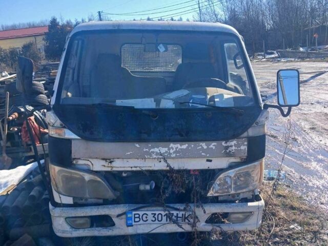 Білий Форд Фокус, об'ємом двигуна 3.7 л та пробігом 100 тис. км за 859 $, фото 1 на Automoto.ua