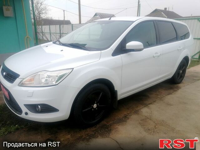 Белый Форд Фокус, объемом двигателя 1.8 л и пробегом 19000 тыс. км за 5550 $, фото 1 на Automoto.ua