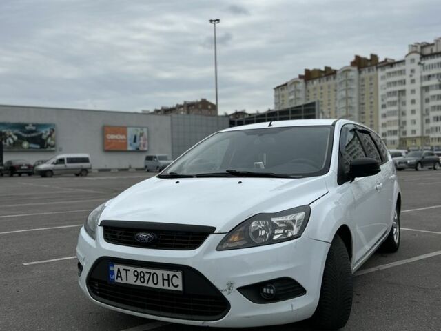 Форд Фокус 2009 у Івано-Франківську на Automoto.ua Білий Форд Фокус, об'ємом двигуна 1.6 л та пробігом 220 тис. км за 4200 $, фото 1 на Automoto.ua