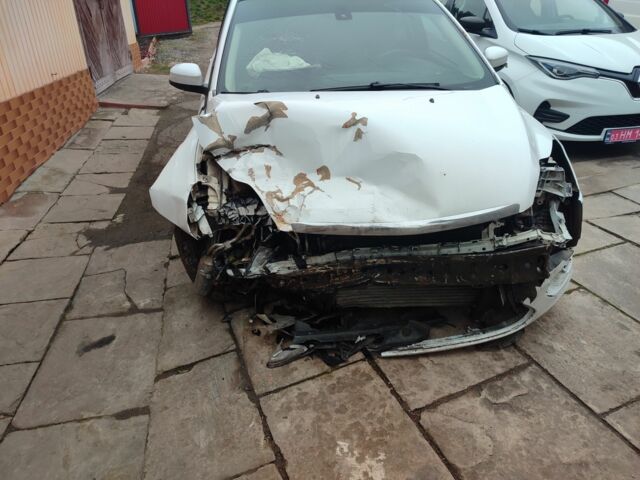 Білий Форд Фокус, об'ємом двигуна 0 л та пробігом 310 тис. км за 2500 $, фото 1 на Automoto.ua