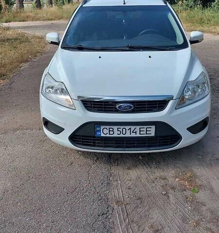 Белый Форд Фокус, объемом двигателя 0 л и пробегом 251 тыс. км за 5900 $, фото 1 на Automoto.ua