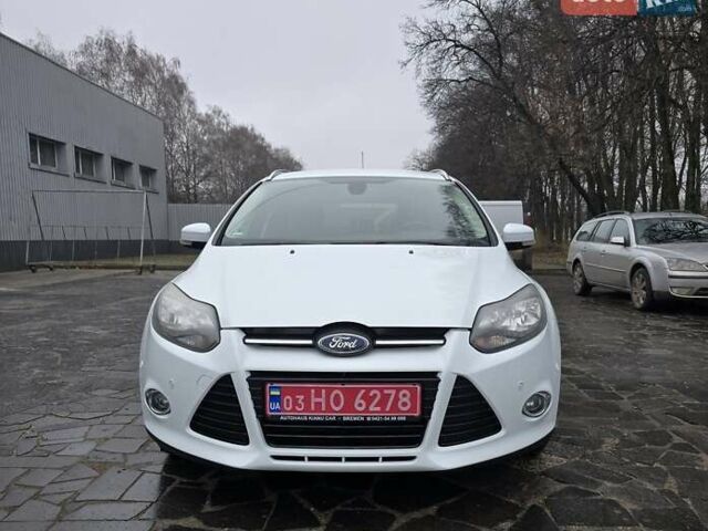 Белый Форд Фокус, объемом двигателя 1.6 л и пробегом 228 тыс. км за 8000 $, фото 1 на Automoto.ua