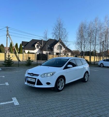 Белый Форд Фокус, объемом двигателя 1.6 л и пробегом 282 тыс. км за 7000 $, фото 1 на Automoto.ua
