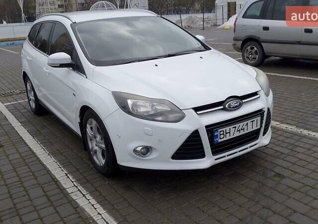 Белый Форд Фокус, объемом двигателя 2.01 л и пробегом 317 тыс. км за 6900 $, фото 1 на Automoto.ua