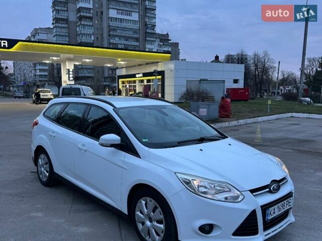 Белый Форд Фокус, объемом двигателя 2 л и пробегом 175 тыс. км за 7399 $, фото 1 на Automoto.ua