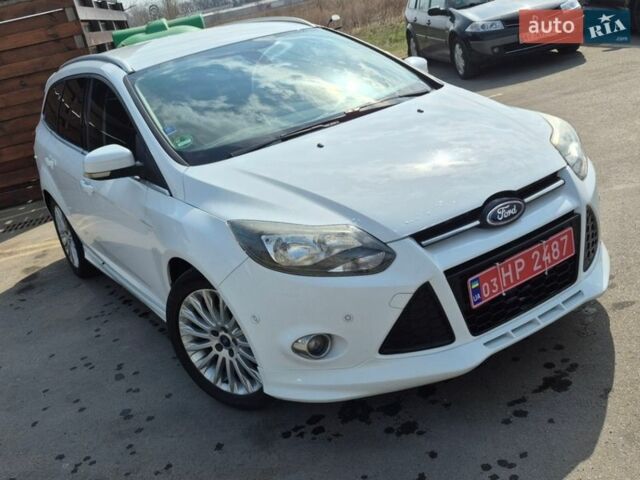 Белый Форд Фокус, объемом двигателя 1 л и пробегом 113 тыс. км за 6500 $, фото 1 на Automoto.ua