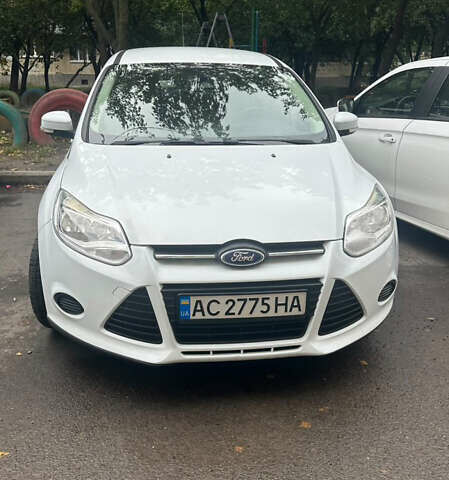 Белый Форд Фокус, объемом двигателя 2 л и пробегом 260 тыс. км за 8500 $, фото 1 на Automoto.ua