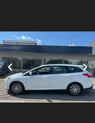 Білий Форд Фокус, об'ємом двигуна 1.56 л та пробігом 210 тис. км за 7900 $, фото 1 на Automoto.ua