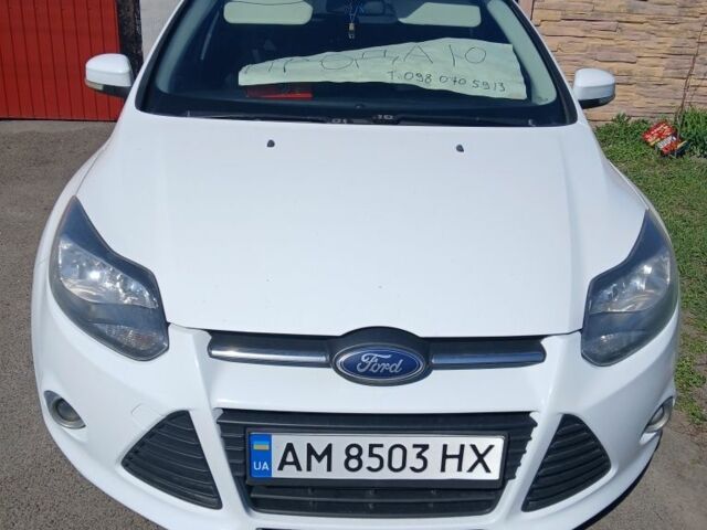 Белый Форд Фокус, объемом двигателя 1.6 л и пробегом 250 тыс. км за 6800 $, фото 1 на Automoto.ua