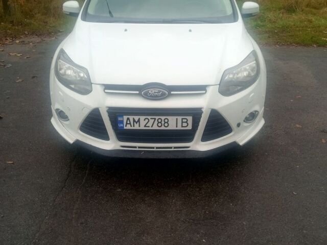 Білий Форд Фокус, об'ємом двигуна 1 л та пробігом 237 тис. км за 5200 $, фото 1 на Automoto.ua