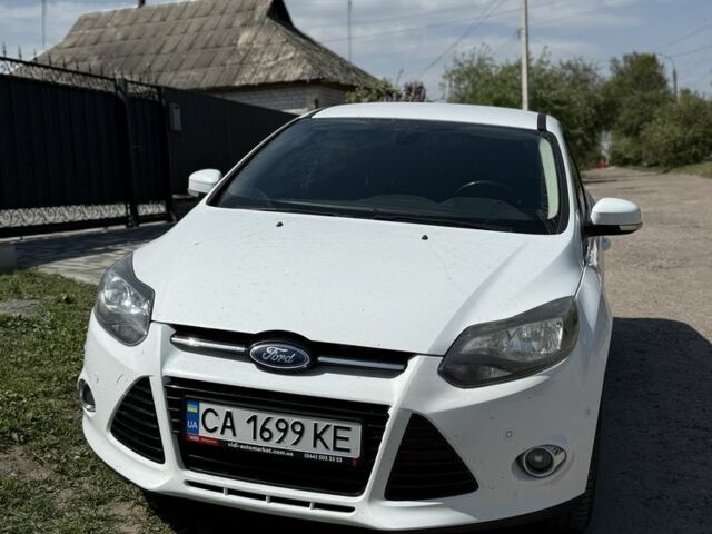 Білий Форд Фокус, об'ємом двигуна 2 л та пробігом 240 тис. км за 10200 $, фото 1 на Automoto.ua