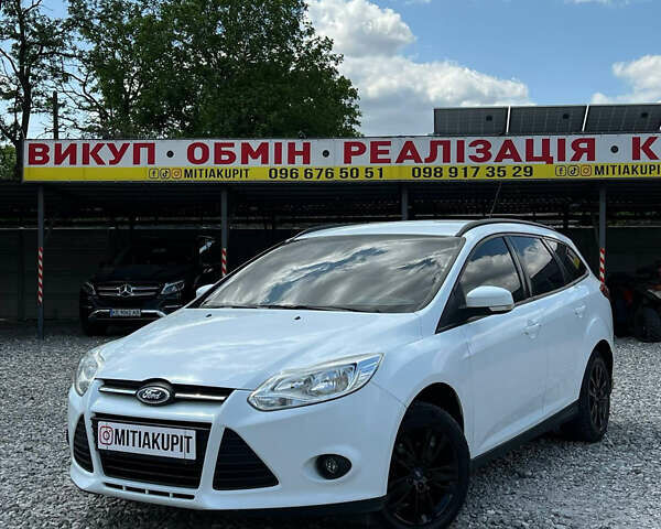 Белый Форд Фокус, объемом двигателя 1 л и пробегом 190 тыс. км за 5800 $, фото 1 на Automoto.ua