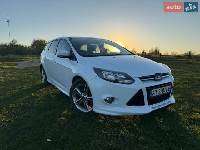 Білий Форд Фокус, об'ємом двигуна 2 л та пробігом 265 тис. км за 6600 $, фото 1 на Automoto.ua