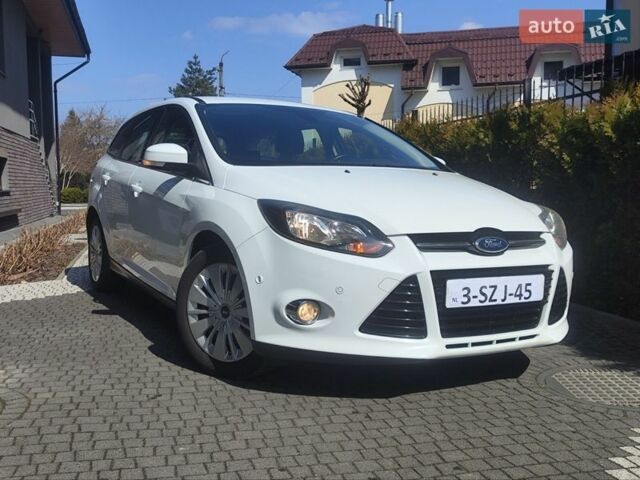 Білий Форд Фокус, об'ємом двигуна 1.6 л та пробігом 245 тис. км за 7999 $, фото 1 на Automoto.ua