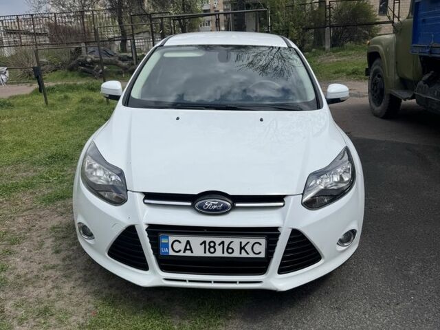 Белый Форд Фокус, объемом двигателя 2 л и пробегом 214 тыс. км за 8700 $, фото 1 на Automoto.ua