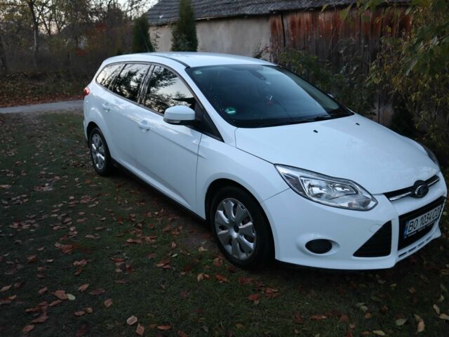 Белый Форд Фокус, объемом двигателя 1.6 л и пробегом 219 тыс. км за 6950 $, фото 1 на Automoto.ua