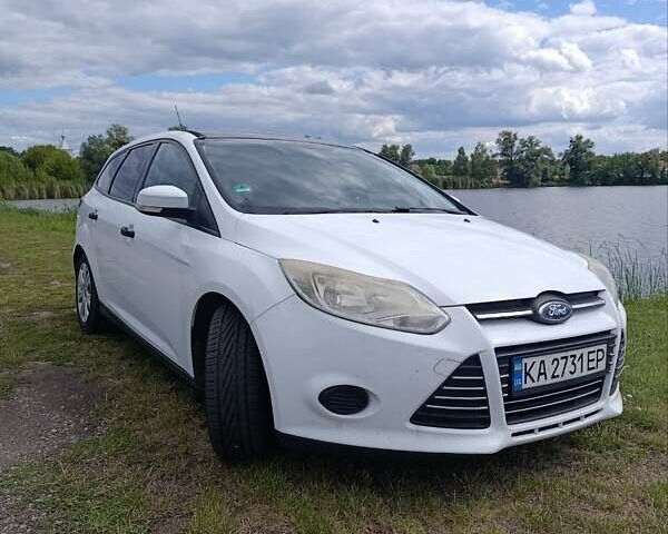 Белый Форд Фокус, объемом двигателя 1.6 л и пробегом 288 тыс. км за 6800 $, фото 1 на Automoto.ua