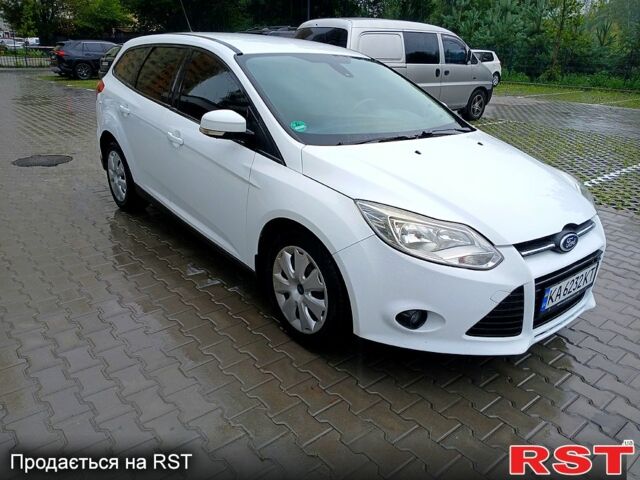 Белый Форд Фокус, объемом двигателя 1.6 л и пробегом 310 тыс. км за 7400 $, фото 1 на Automoto.ua