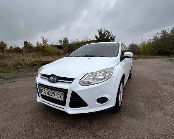 Форд Фокус 2014 у Бердичеве на Automoto.ua Білий Форд Фокус, об'ємом двигуна 1.6 л та пробігом 315 тис. км за 6300 $, фото 1 на Automoto.ua