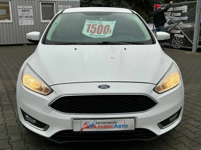 Белый Форд Фокус, объемом двигателя 2 л и пробегом 109 тыс. км за 8700 $, фото 1 на Automoto.ua