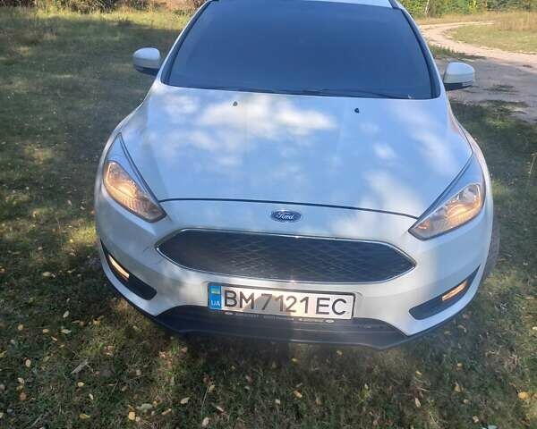 Белый Форд Фокус, объемом двигателя 1 л и пробегом 170 тыс. км за 6500 $, фото 1 на Automoto.ua