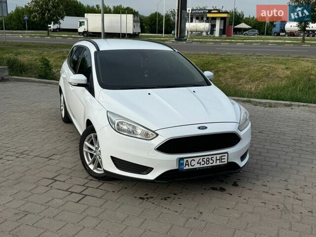 Белый Форд Фокус, объемом двигателя 1.5 л и пробегом 287 тыс. км за 7800 $, фото 1 на Automoto.ua