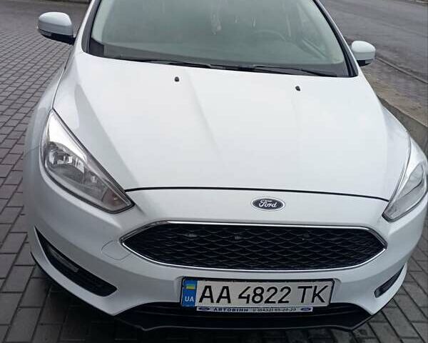 Білий Форд Фокус, об'ємом двигуна 1.5 л та пробігом 65 тис. км за 15500 $, фото 1 на Automoto.ua