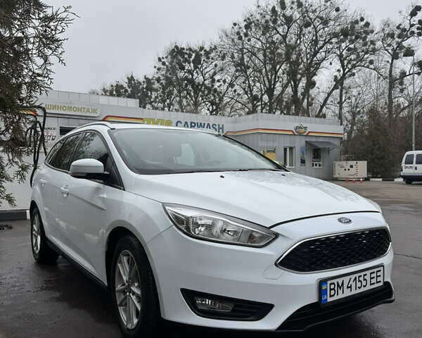 Белый Форд Фокус, объемом двигателя 1.5 л и пробегом 190 тыс. км за 11000 $, фото 1 на Automoto.ua