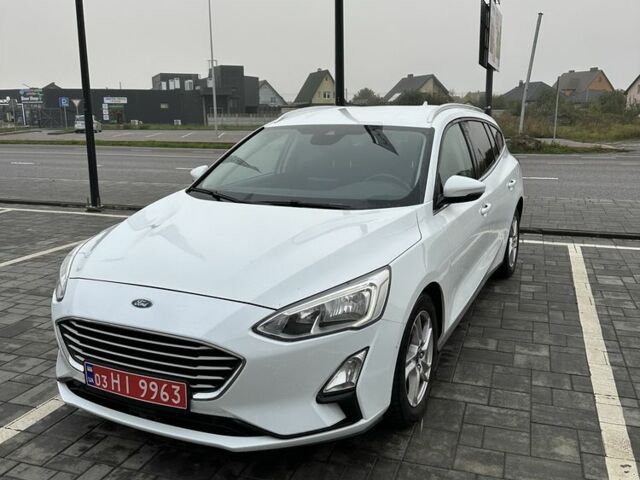Белый Форд Фокус, объемом двигателя 1.5 л и пробегом 231 тыс. км за 12900 $, фото 1 на Automoto.ua