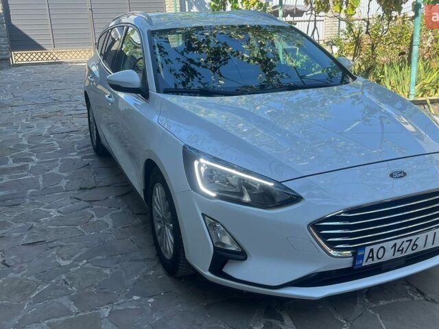 Белый Форд Фокус, объемом двигателя 1 л и пробегом 166 тыс. км за 16500 $, фото 1 на Automoto.ua