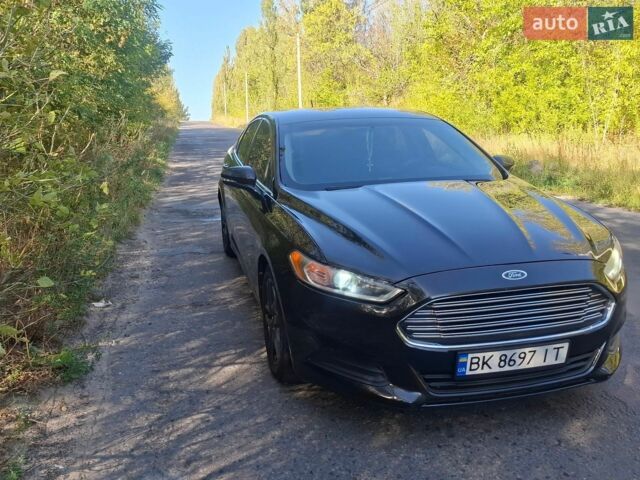 Белый Форд Фокус, объемом двигателя 1.5 л и пробегом 198 тыс. км за 12950 $, фото 1 на Automoto.ua