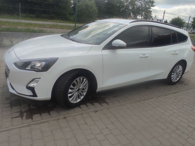 Белый Форд Фокус, объемом двигателя 1 л и пробегом 2 тыс. км за 11500 $, фото 1 на Automoto.ua