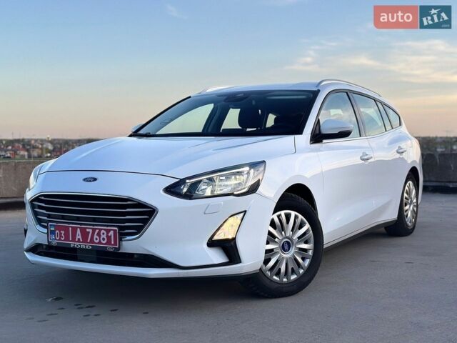 Білий Форд Фокус, об'ємом двигуна 1.5 л та пробігом 162 тис. км за 13200 $, фото 1 на Automoto.ua