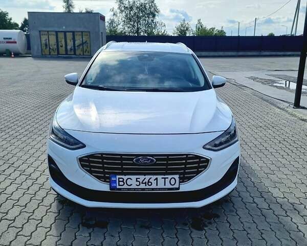 Белый Форд Фокус, объемом двигателя 1.5 л и пробегом 92 тыс. км за 20499 $, фото 1 на Automoto.ua