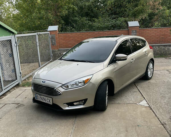Бежевий Форд Фокус, об'ємом двигуна 2 л та пробігом 140 тис. км за 11000 $, фото 1 на Automoto.ua
