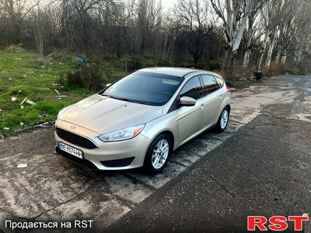Бежевий Форд Фокус, об'ємом двигуна 2 л та пробігом 105 тис. км за 9200 $, фото 1 на Automoto.ua