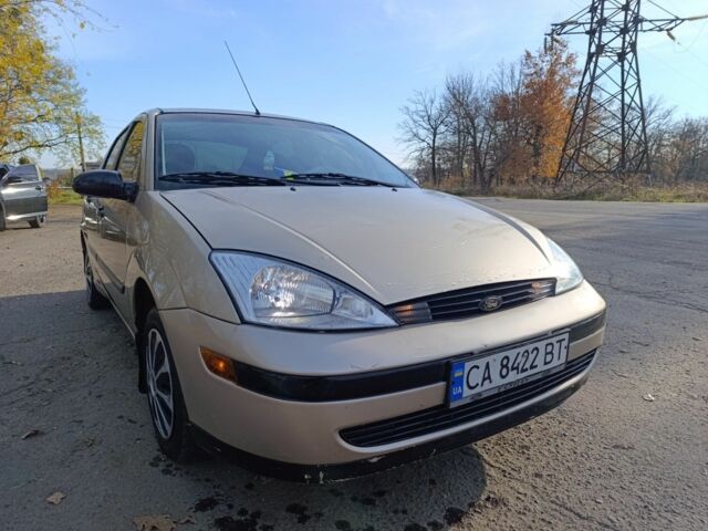 Бежевий Форд Фокус, об'ємом двигуна 2 л та пробігом 111 тис. км за 2600 $, фото 1 на Automoto.ua