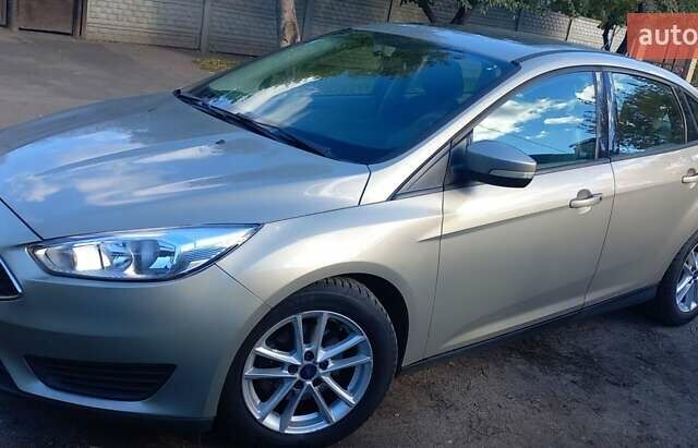 Бежевий Форд Фокус, об'ємом двигуна 2 л та пробігом 140 тис. км за 7999 $, фото 1 на Automoto.ua