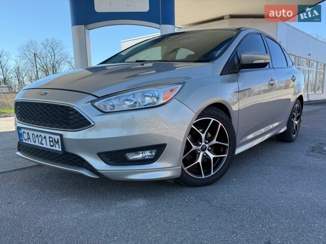 Бежевый Форд Фокус, объемом двигателя 2 л и пробегом 233 тыс. км за 7800 $, фото 1 на Automoto.ua